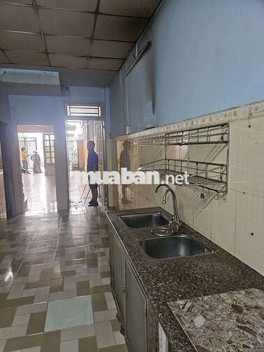 Nhà 5x20m lửng hẻm 6m.gần công viên Làng Hoa GV. Cho cải tạo chdv