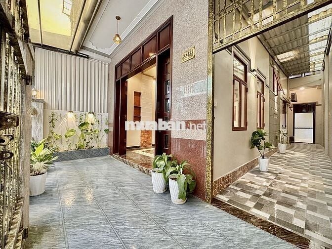 BÁN NHÀ GẦN ĐẠI HỌC Y DƯỢC 6mX18m