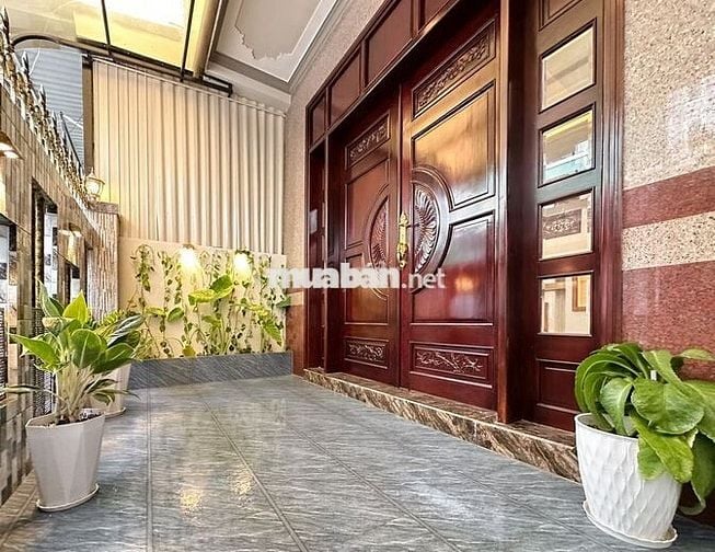 BÁN NHÀ GẦN ĐẠI HỌC Y DƯỢC 6mX18m