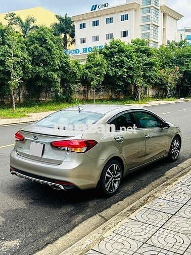 Kia Cerato 2018 1.6 MT - 57000 km