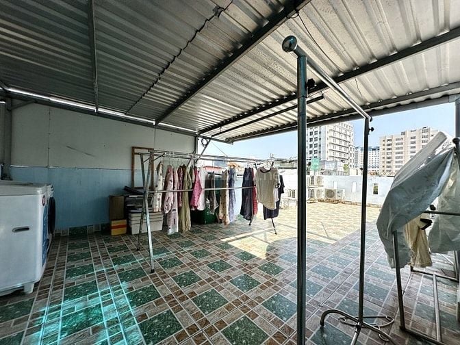 HẺM XE HƠI 7 CHỖ VÀO NHÀ GẦN MẶT TIỀN 5 TẦNG KINH DOANH ĐƯỢC