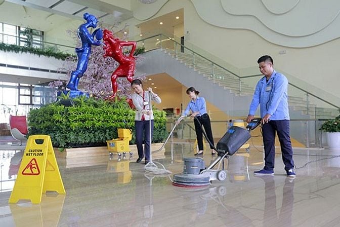 Tuyển 2 cô Tạp Vụ và 4 Bạn Nhân viên bán hàng Tại Chuỗi Siêu Thị TPHCM