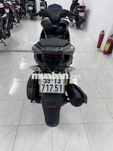 Yamaha NVX mẫu mới V2 . bstp bản cao cấp chạy lươt