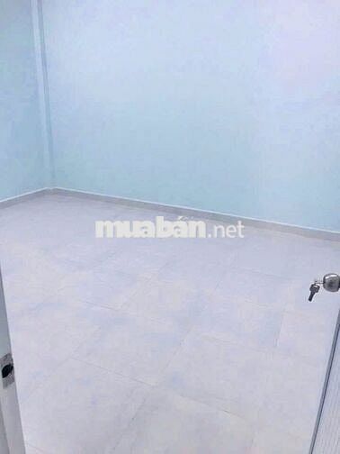 2PN Chỉ 9,5 Triệu - Nhà Mới sơn 100% - HXH Trường Chinh