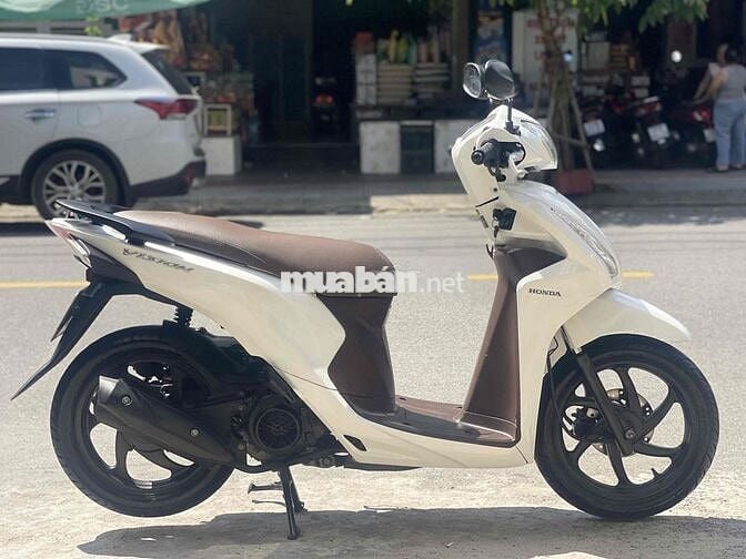 Vision 2018 zin êm áo đẹp keng