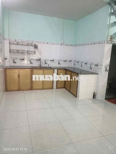 Nhà mặt tiền trệt lửng 5*12; 3pn tiện kinh doanh
