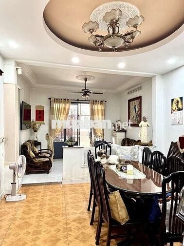 64 m2 phường 2 đường Dương Bá Trạc, hẻm ba gác, sổ hồng giá chỉ 5.3 tỷ
