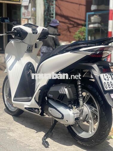 SH 2024 trắng zin phanh abs chạy 6000km