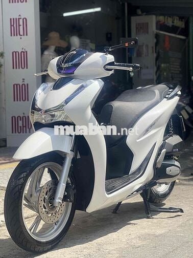 SH 2024 trắng zin phanh abs chạy 6000km