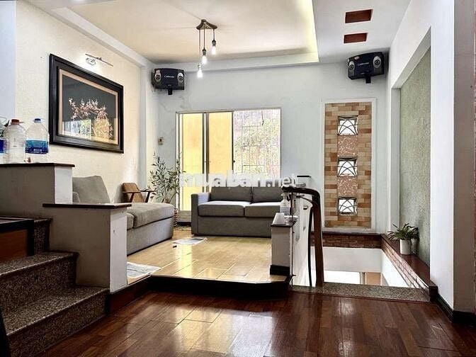 64 m2 phường 2 đường Dương Bá Trạc, hẻm ba gác, sổ hồng giá chỉ 5.3 tỷ