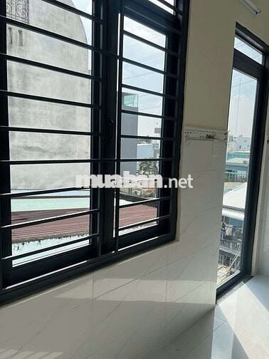 Nhà mới xây Tô Ký đối diện Cao Đẳng FPT, Phần mềm quang trung