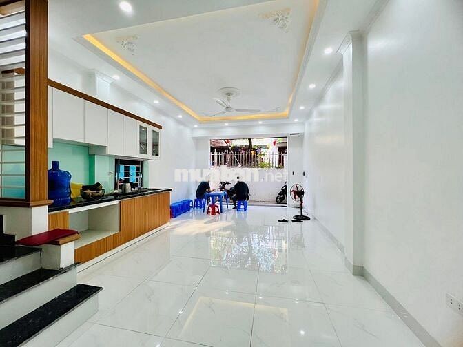 🏡 Đại Cát– 34m² – MT 5.5m – 5 tầng thang máy –Bắc Từ Liêm – Giá 6.5 tỷ
