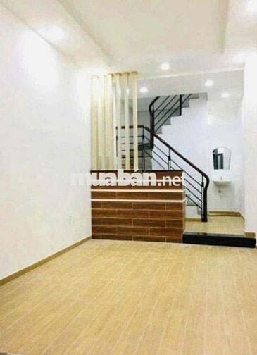 Cho thuê nhà mới - 1trệt 2lầu - đường Nguyễn Tri Phương, Q10 2pn
