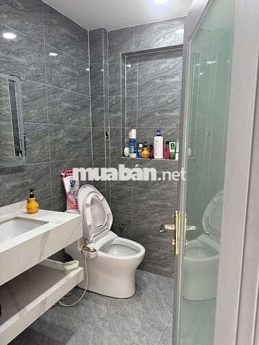 Cho thuê biệt thự lớn đường Đồng khởi