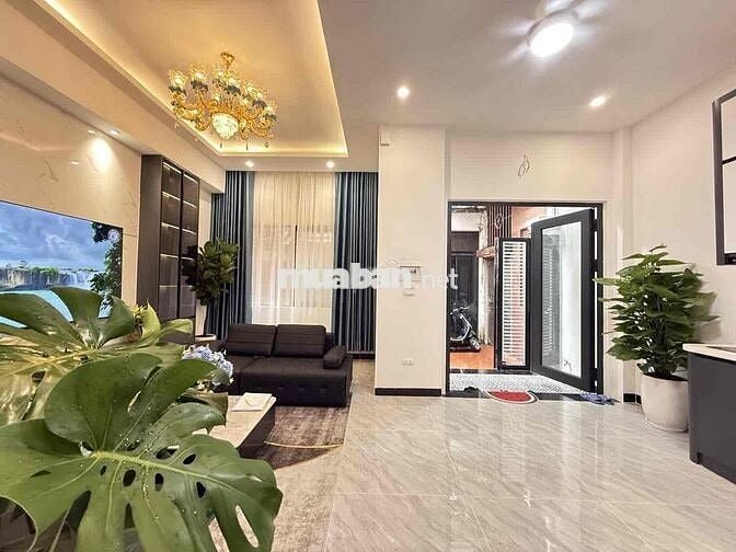 12,6/44m Phố Chính Kinh, Thanh Xuân, Hà Nội nhà đẹp mới tinh