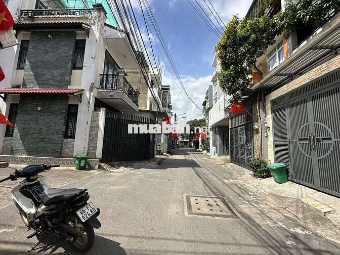Lô góc 2 mặt tiền đường số linh đông thủ Đức ngay chợ thủ đức 6,7ty