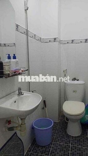 Cho thuê nhà mới - 1trệt 2lầu - đường Nguyễn Tri Phương, Q10 2pn