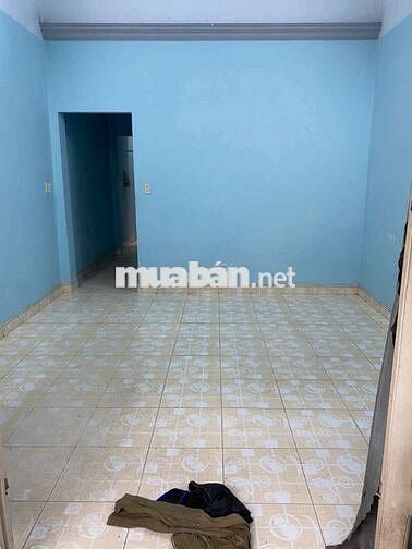 Nhà cho thuê quá rẻ, dt 4×12 gác lửng đúc, 48/12/10 liên khu 5-6, btan