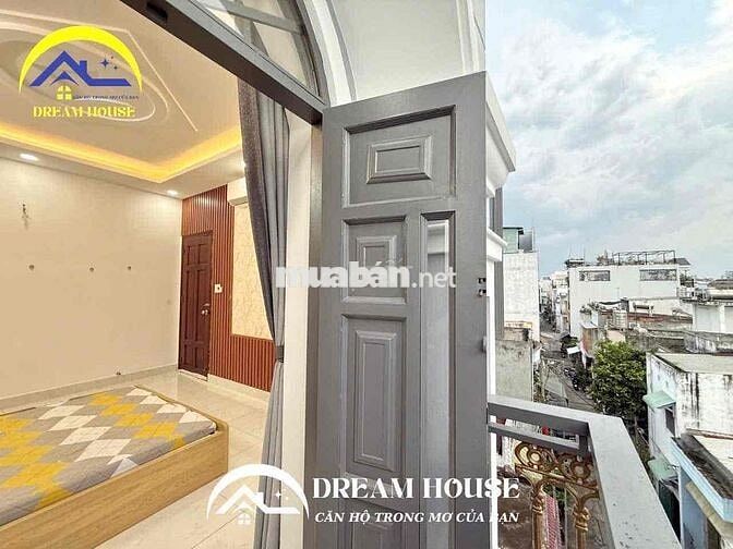 STUDIO BAN CÔNG SẴN NỘI THẤT SANG XỊN - MẶT TIỀN LỚN - AN NINH CAO