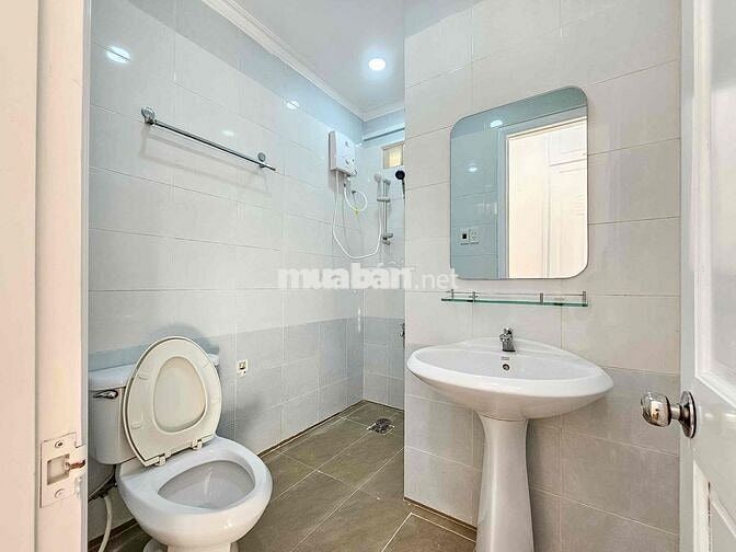 Chung cư mini ngay cầu nguyễn văn cừ rộng hơn 25m2 cửa sổ trời lớn