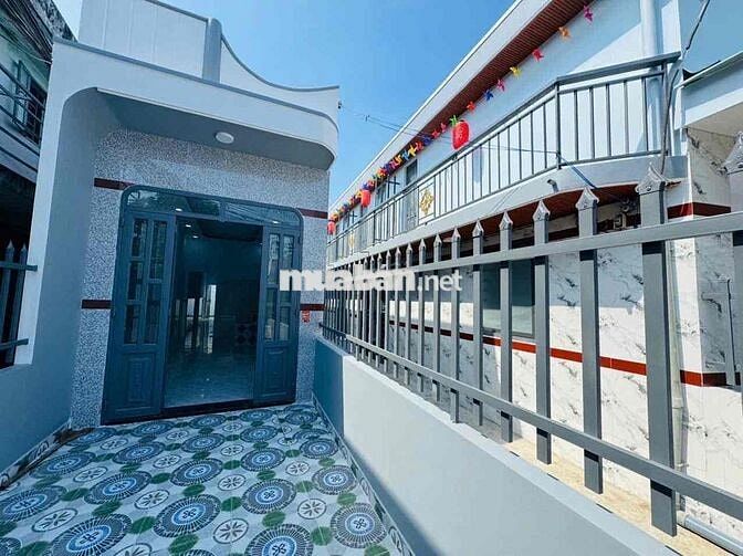 kẹt tiền ngân hàng cần bán gấp căn nhà 1 trệt 1 lầu