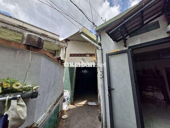 Bán nhà Kha Vạn Cân, Linh Đông, Thủ Đức, 108m2, chỉ 6 tỷ, 5 PN.