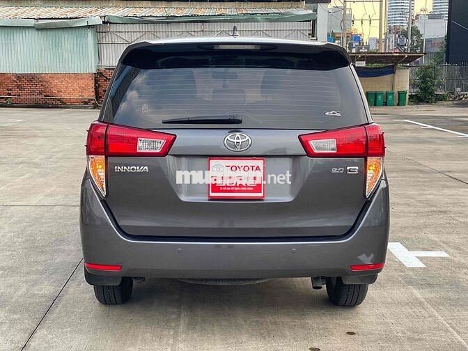 Toyota Innova 2018 2.0E - 49000 km