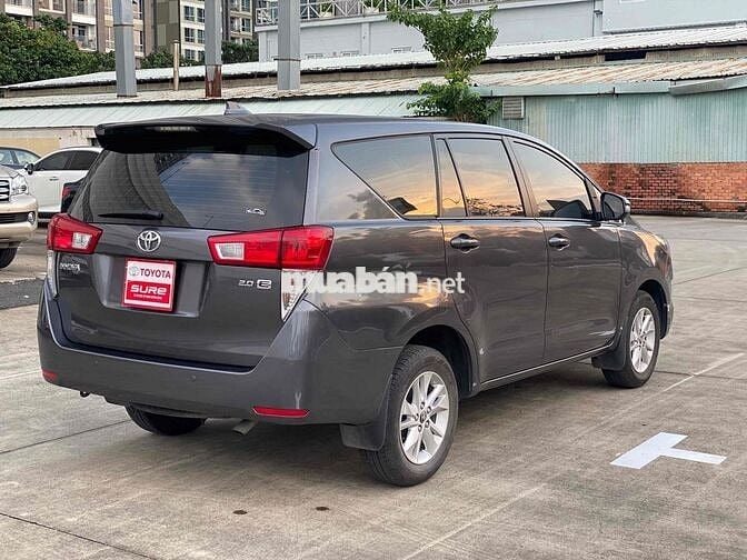 Toyota Innova 2018 2.0E - 49000 km