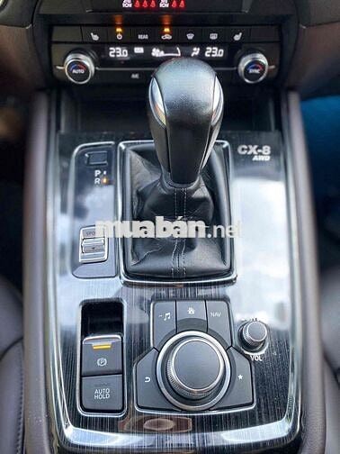 Mazda CX 8 2020 Luxury - 80000 km