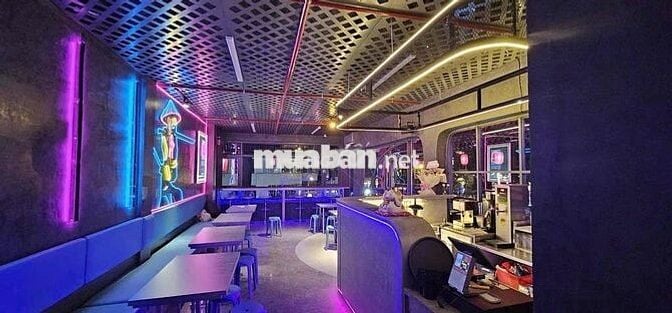 6x12 CHO THUÊ MẶT BẰNG, NGAY HỒ CON RÙA, QUẬN 3 (CŨ). VỊ TRÍ TRUNG TÂM