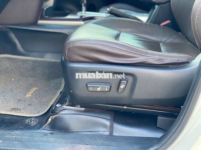 Toyota Fortuner 2019 2.8V 4x4 AT - 135000 km