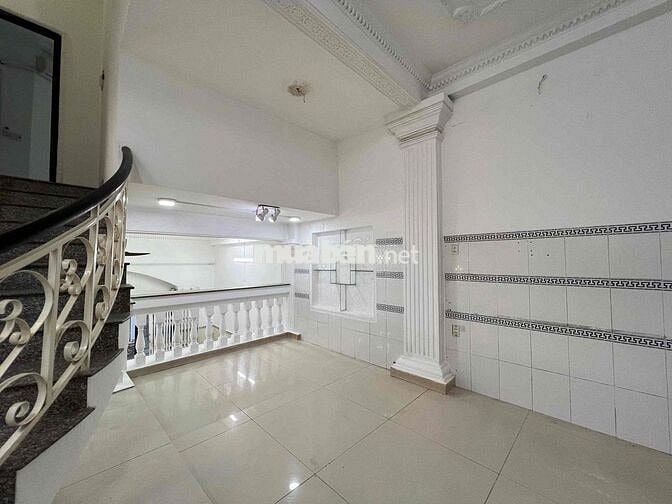 cho thuê nhà nguyên căn hẻm xe tải Tam Bình 3PN