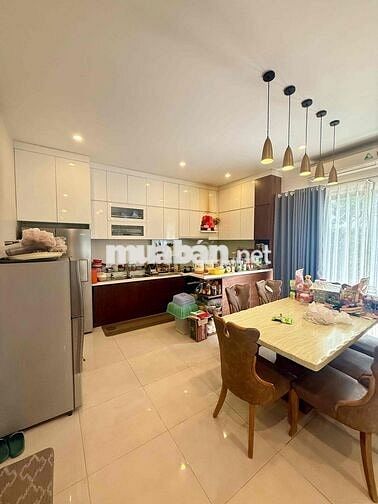 BÁN BIỆT THỰ SENTURIA CÓ HỒ BƠI RIÊNG VƯỜN LÀI AN PHÚ ĐÔNG
