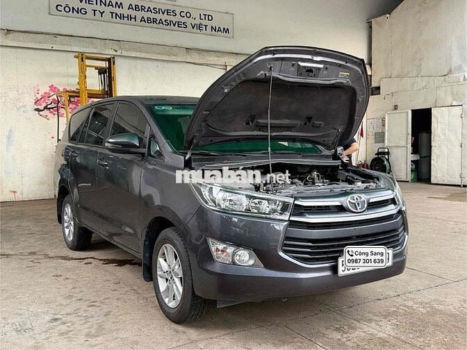 Toyota Innova 2018 2.0E - 49000 km 7 c số sàn