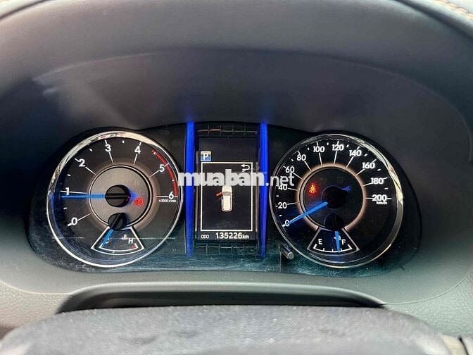 Toyota Fortuner 2019 2.8V 4x4 AT - 135000 km 2 cầu