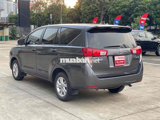 Toyota Innova 2018 2.0E - 49000 km