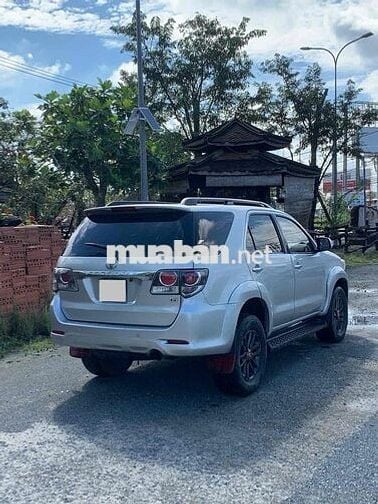 Toyota Fortuner 2016 2.5G - 180000 km