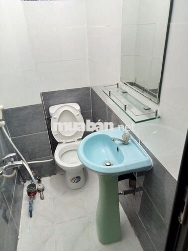 Phòng trọ DT 20m2 đầy đủ tiện nghi 3.500.000 đ nhà 10 đương 9, P4,Q4