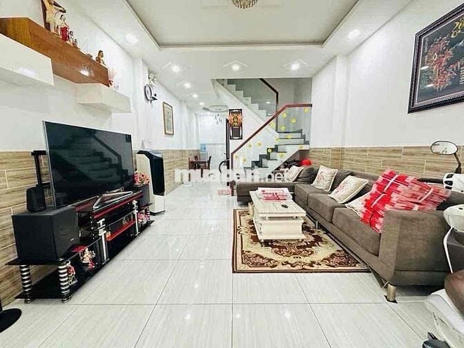 CHỈ 6.65..T CÓ NHÀ ĐẸP -HXH RỘNG- CẠNH CHỢ TÂN HƯƠNG-DTSD 173..m2