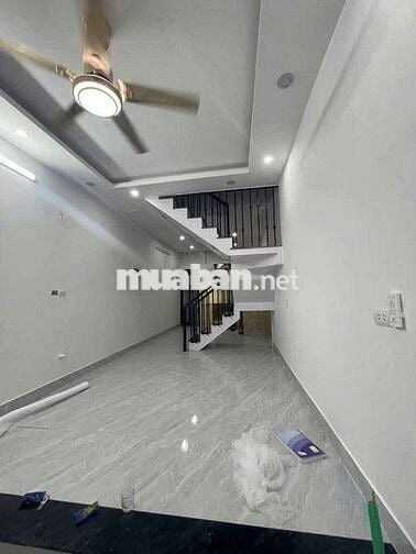 Cho thuê 2 nhà nguyên căn 2 tầng chính chủ