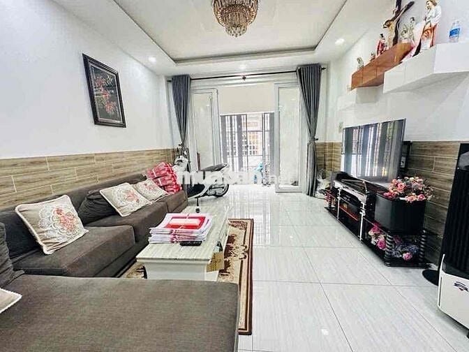 CHỈ 6.65..T CÓ NHÀ ĐẸP -HXH RỘNG- CẠNH CHỢ TÂN HƯƠNG-DTSD 173..m2