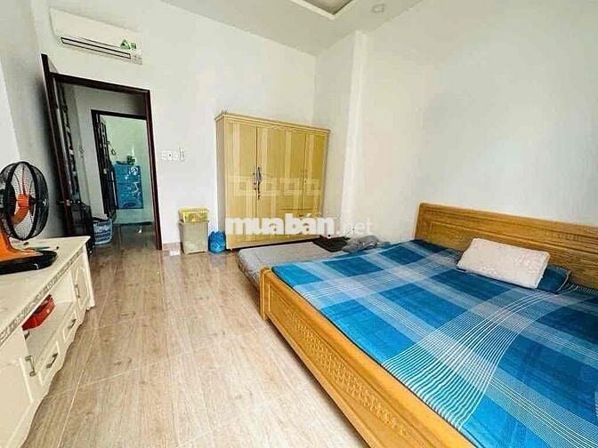 CHỈ 6.65..T CÓ NHÀ ĐẸP -HXH RỘNG- CẠNH CHỢ TÂN HƯƠNG-DTSD 173..m2