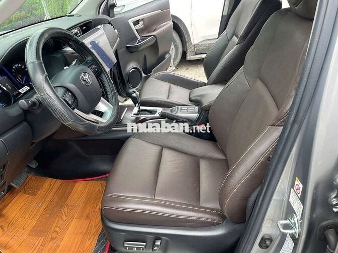 TOYOTA FORTUNER 2018- 36000 km