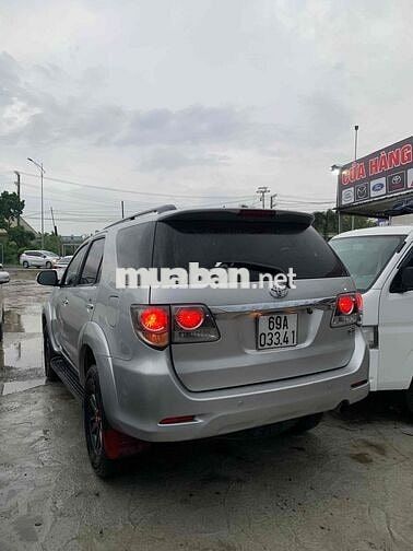Toyota Fortuner 2016 2.5G - 180000 km