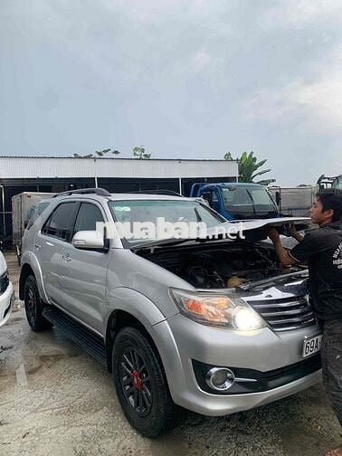 Toyota Fortuner 2016 2.5G - 180000 km