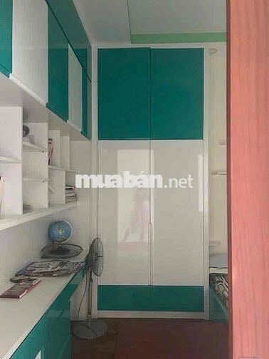 CHÍNH CHỦ CẦN BÁN GẤP CĂN NHÀ 65m2, 1 Trệt 2 Lầu, SỔ HỒNG RIÊNG, HXH