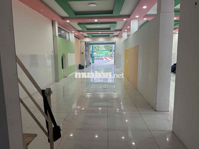 cho thuê mặt bằng 220m2 mặt tiền đường Đặng Thúc Vịnh, Hóc môn