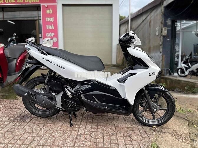 🌟Bán AirBlade.2022.125Fi.trắng đen chính chủ zin 🌟