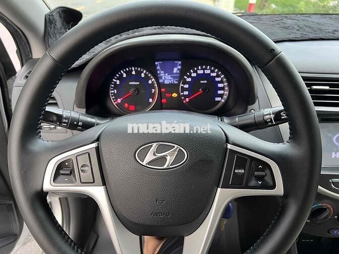 Cần bán Hyundai Accent 2012 1.4 MT (xe nhập Hàn)