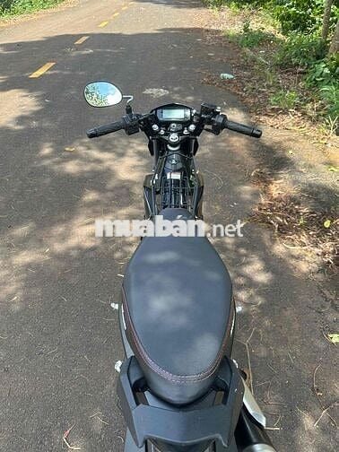 do mình có nhu cầu đổi xe nên bán con satria